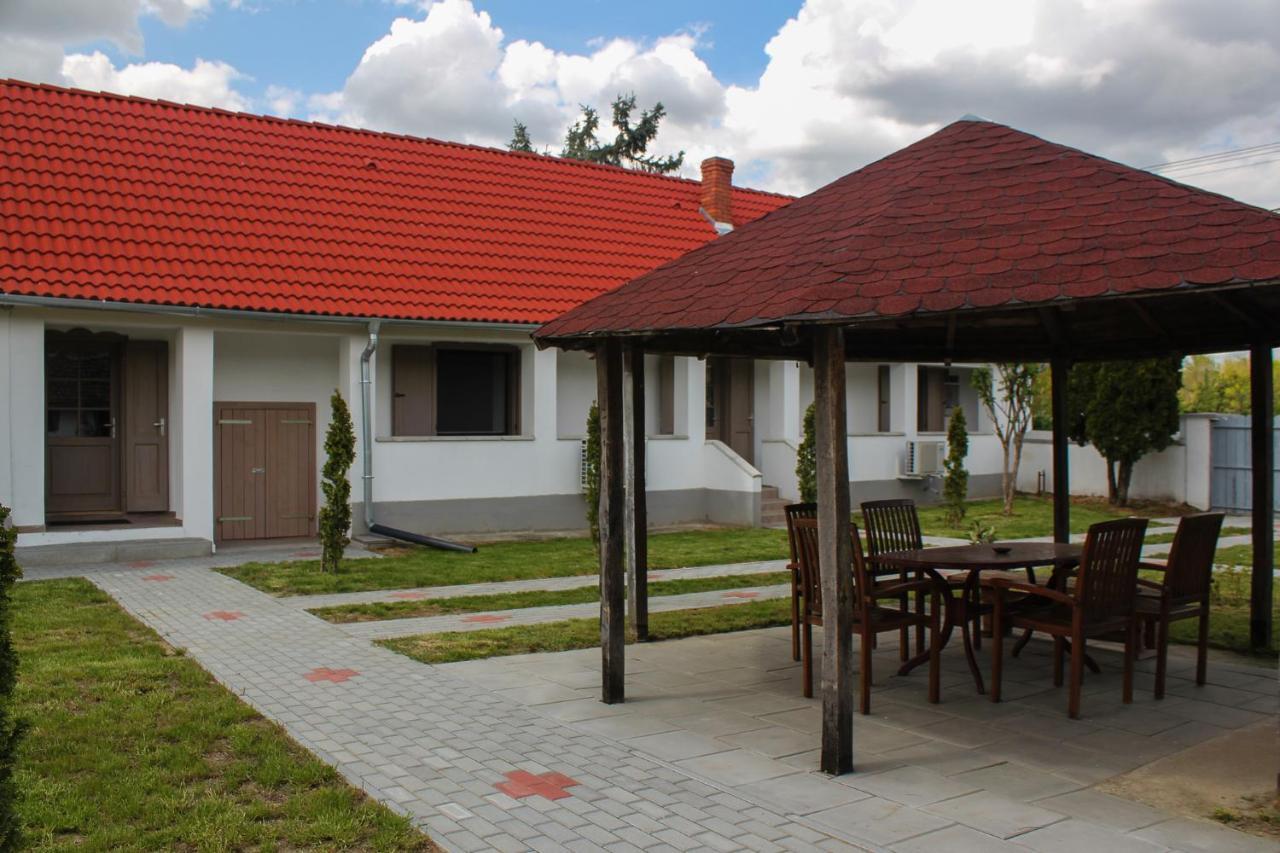 Appartamento Das Blaue Haus Vendégház - Kovácshida Esterno foto