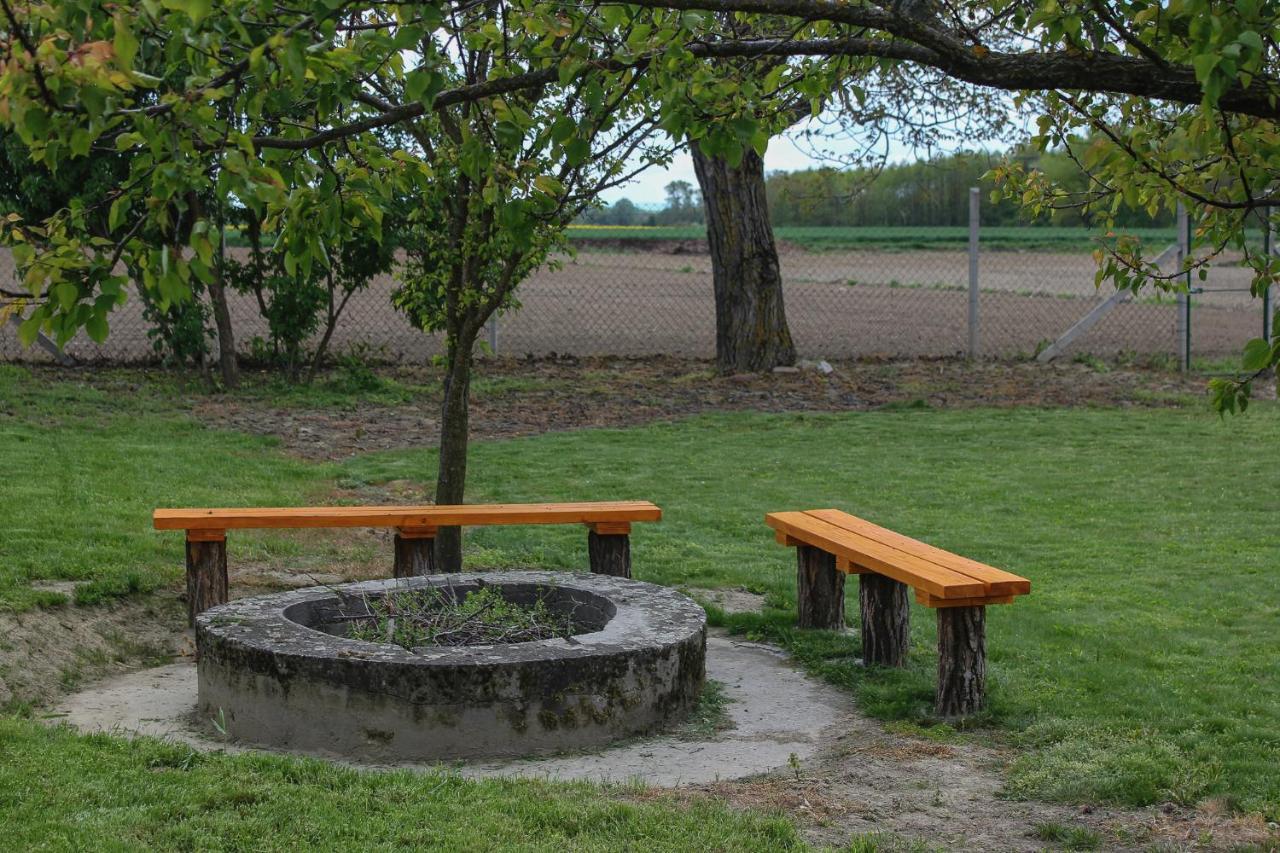 Appartamento Das Blaue Haus Vendégház - Kovácshida Esterno foto